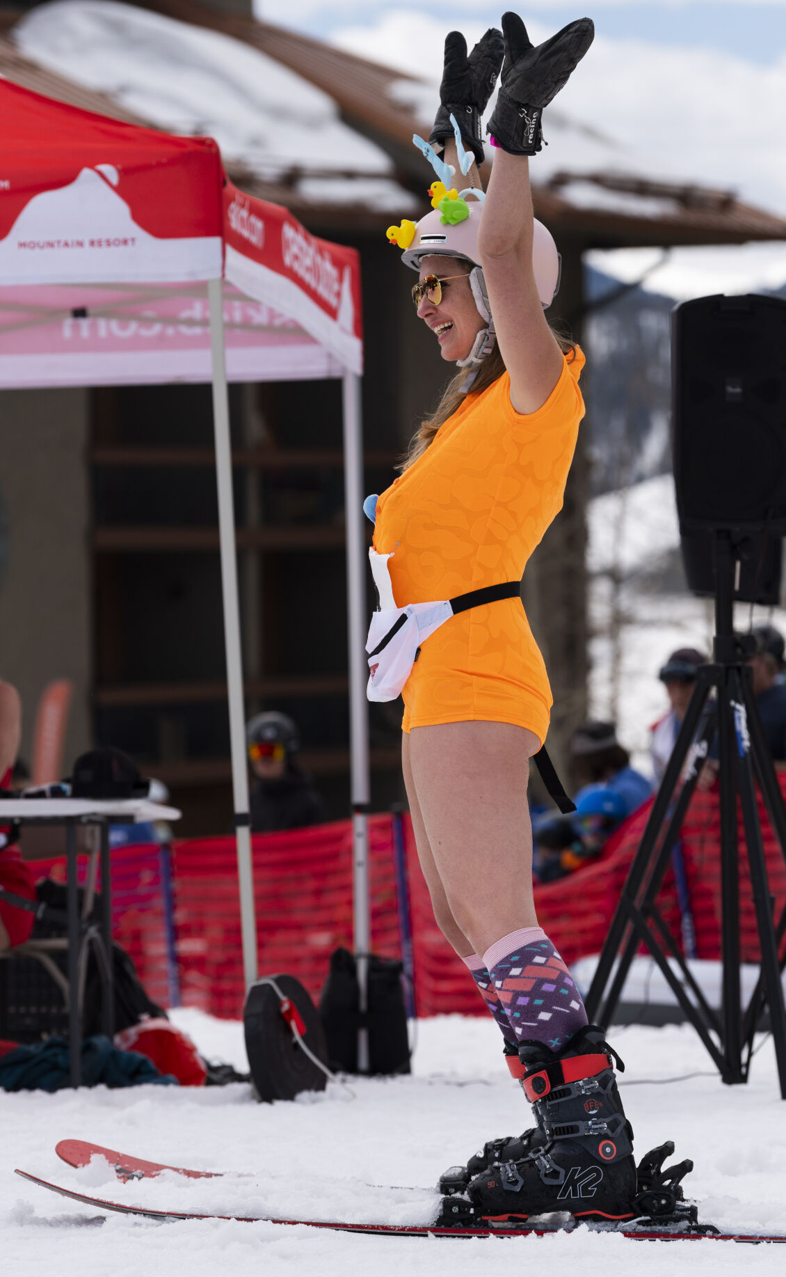 04_02_22 pond skim00890.jpg